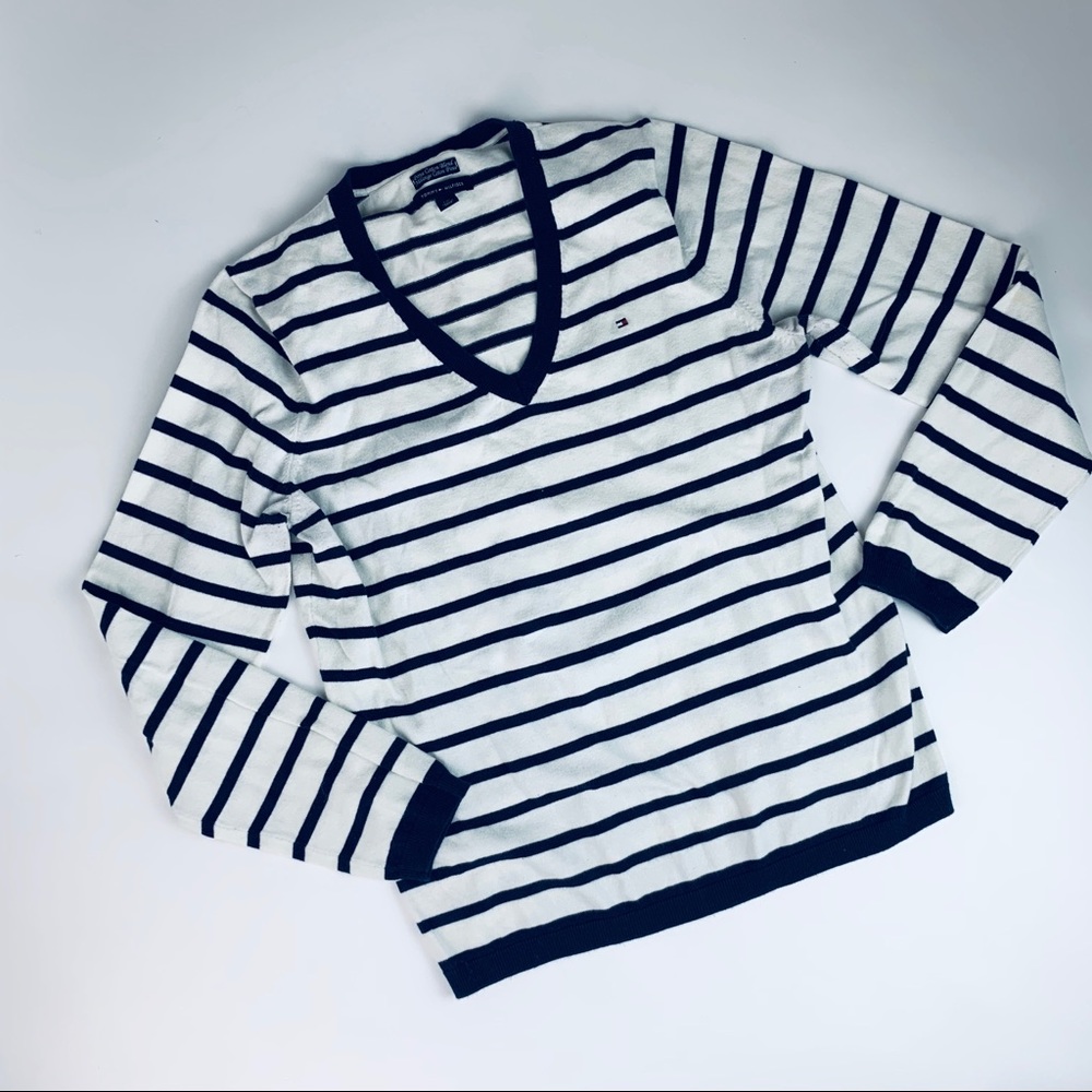 💰SALE Tommy Hilfiger V- Neck Striped Long Sleeve - Picture 2 of 5